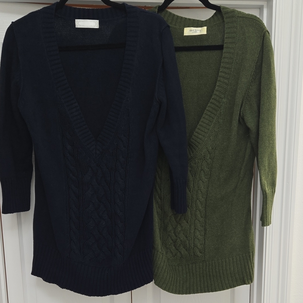Old Navy V-Neck Sweater Set - Navy and Green